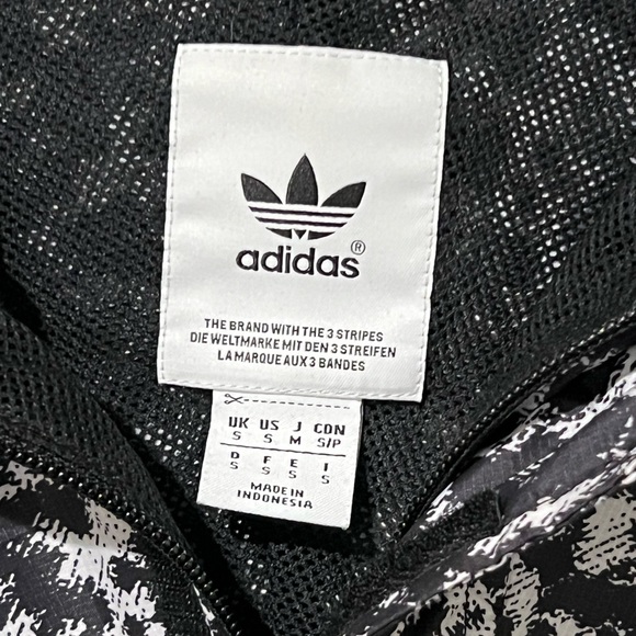 Adidas Originals Running Windbreaker Nylon Hoodie - Picture 3 of 9